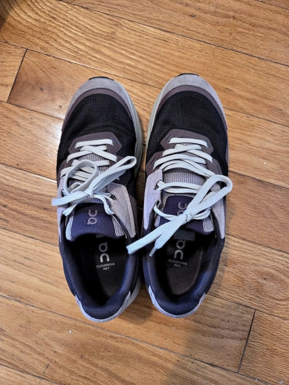 On Cloudswift Color Block Athletic Shoes US 9/40
